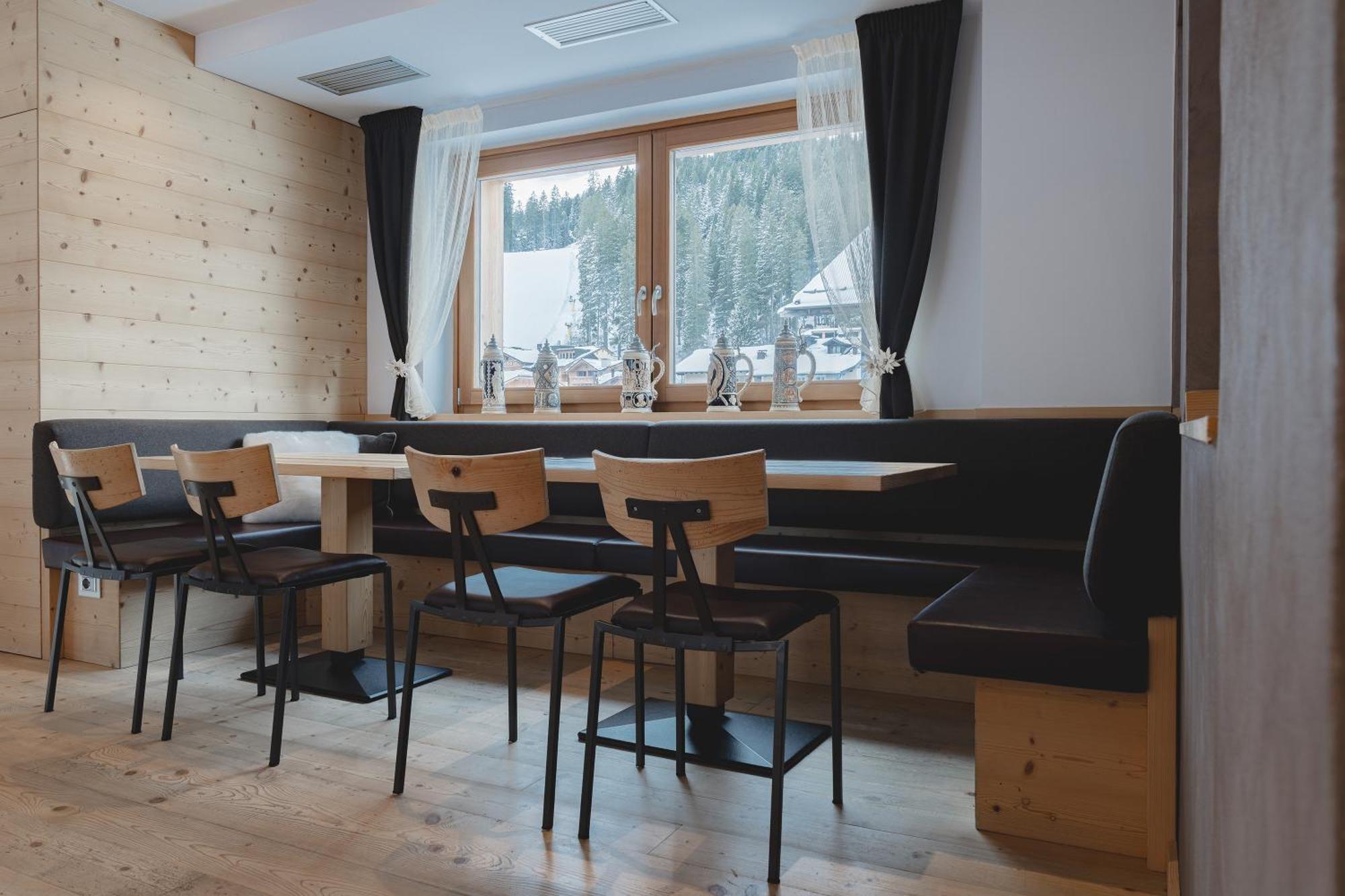 Chalet Laura Lodge Hotel Мадона ди Кампильо Екстериор снимка