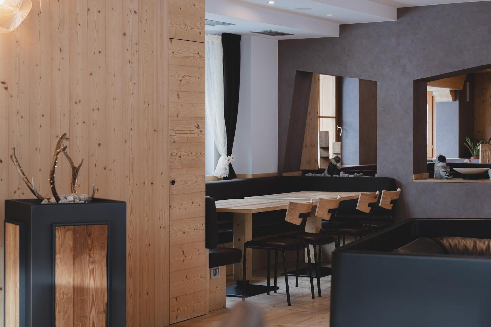 Chalet Laura Lodge Hotel Мадона ди Кампильо Екстериор снимка